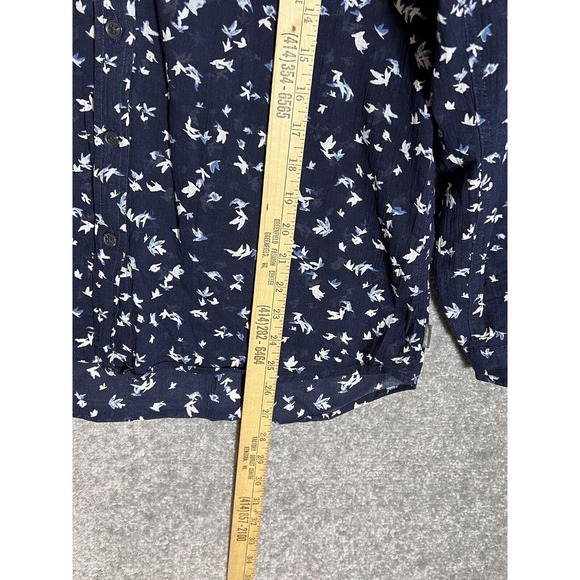 Eddie Bauer Bird Print‎ Crinkle Semi Sheer Button Up Top Womens Size PL Blue - Picture 11 of 11